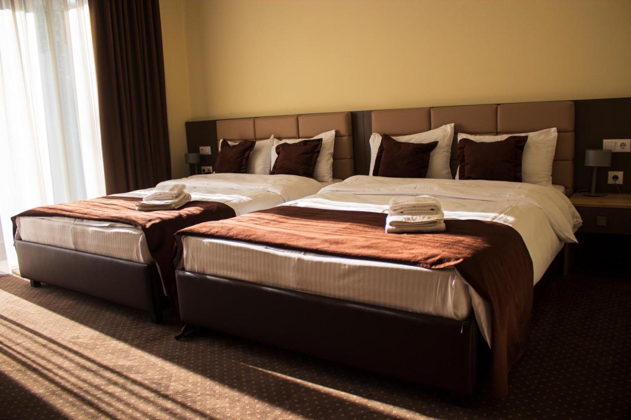 Bernardazzi Grand Hotel Кишинев Екстериор снимка