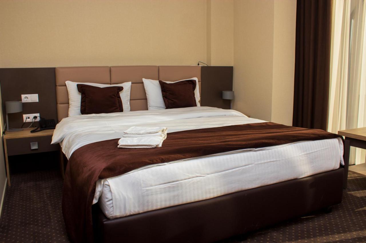 Bernardazzi Grand Hotel Кишинев Екстериор снимка