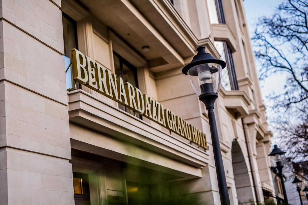 Bernardazzi Grand Hotel Кишинев Екстериор снимка