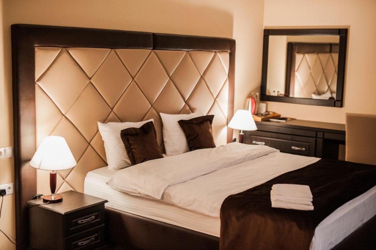 Bernardazzi Grand Hotel Кишинев Екстериор снимка